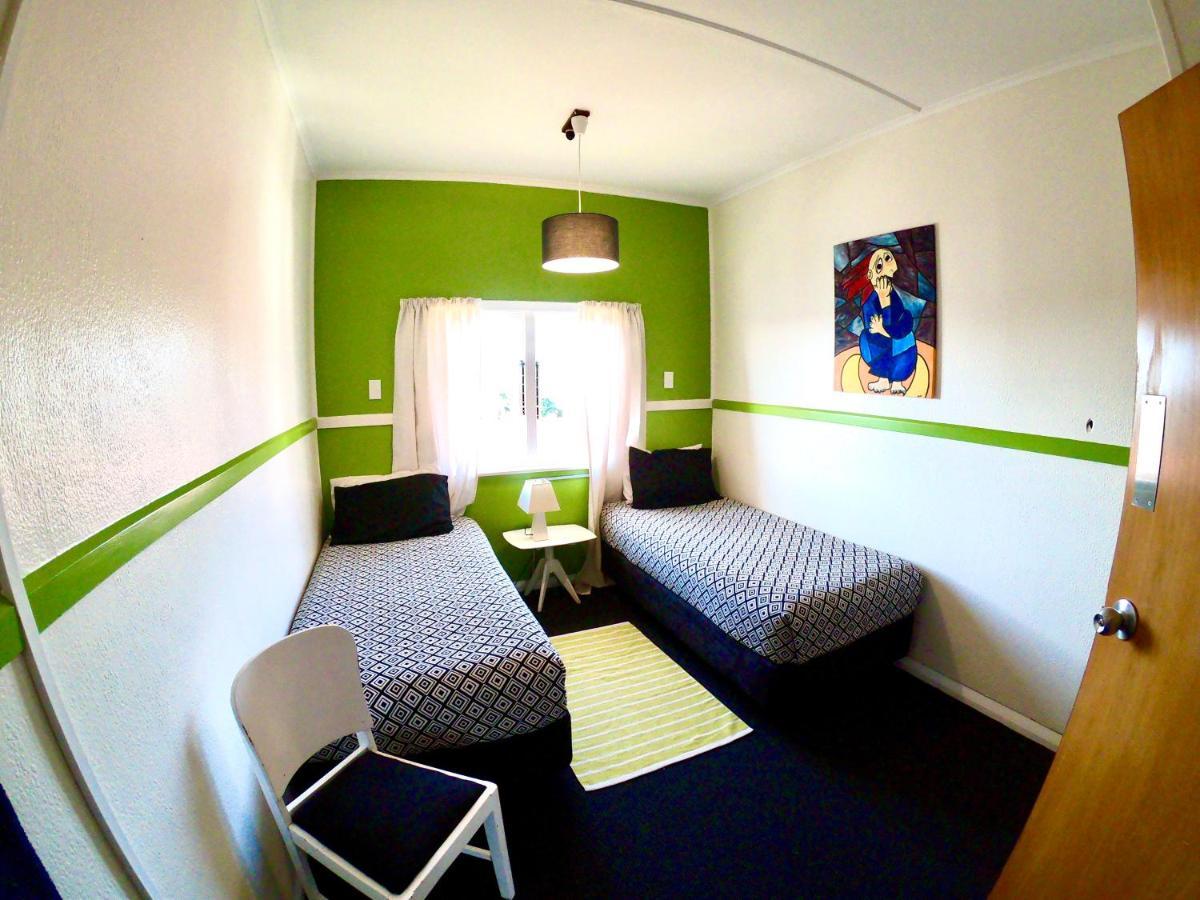 Ducks & Drakes Boutique Motel & Backpackers Νιου Πλύμουθ Εξωτερικό φωτογραφία