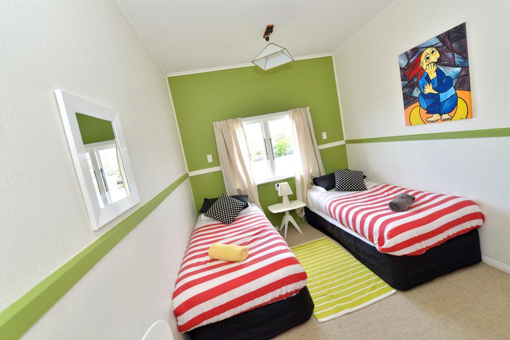 Ducks & Drakes Boutique Motel & Backpackers Νιου Πλύμουθ Εξωτερικό φωτογραφία