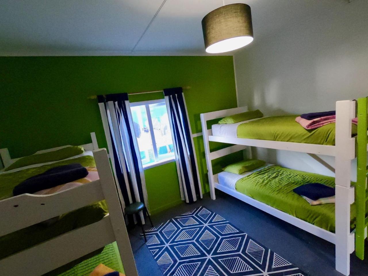 Ducks & Drakes Boutique Motel & Backpackers Νιου Πλύμουθ Εξωτερικό φωτογραφία